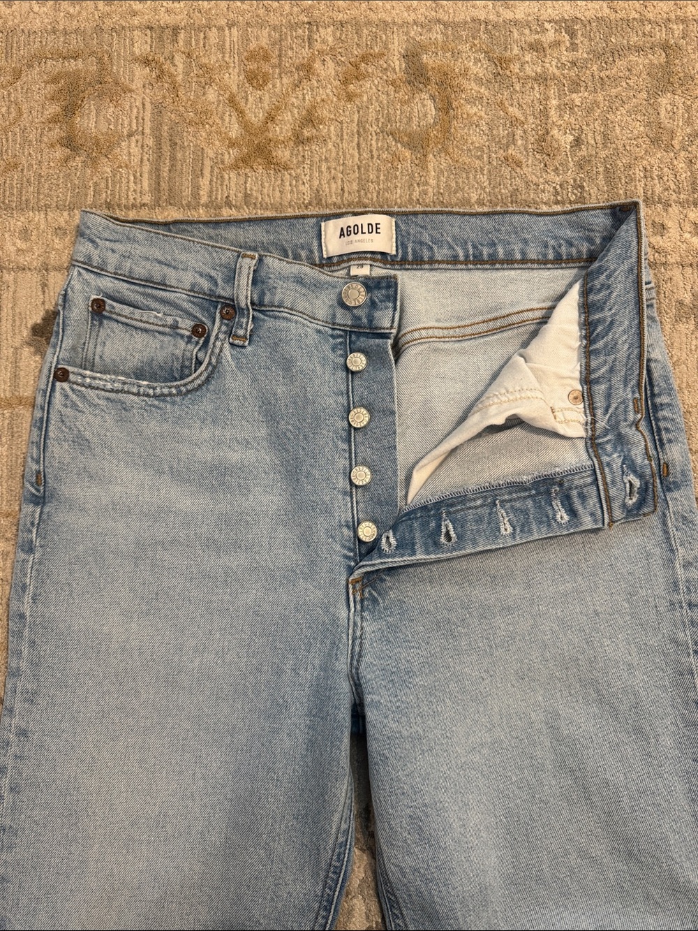 Agolde Riley Crop Jean - Picture 3 of 12